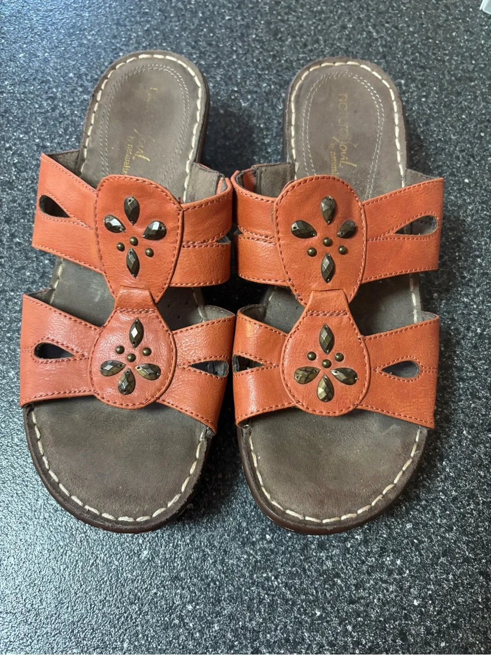 Leather Slide Sandals in Burnt Orange natural soul by Naturalizer size 8 medium
